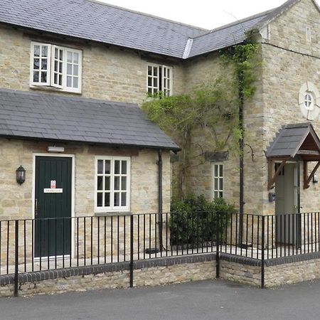 ザ タルボット イン Eynsham エクステリア 写真